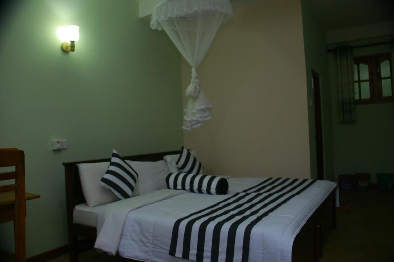 Hotel Dinaro Guest Ella Esterno foto