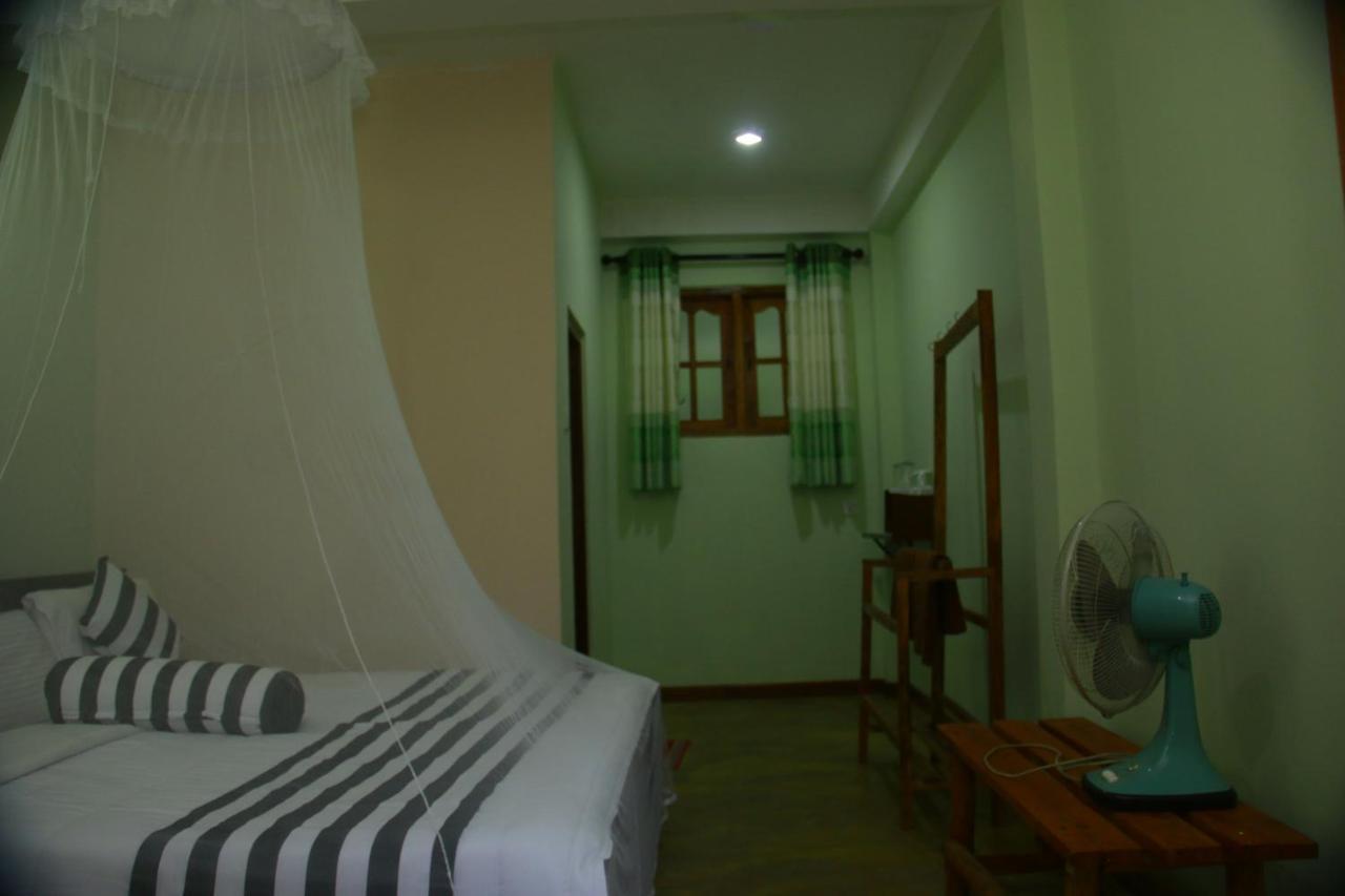 Hotel Dinaro Guest Ella Esterno foto